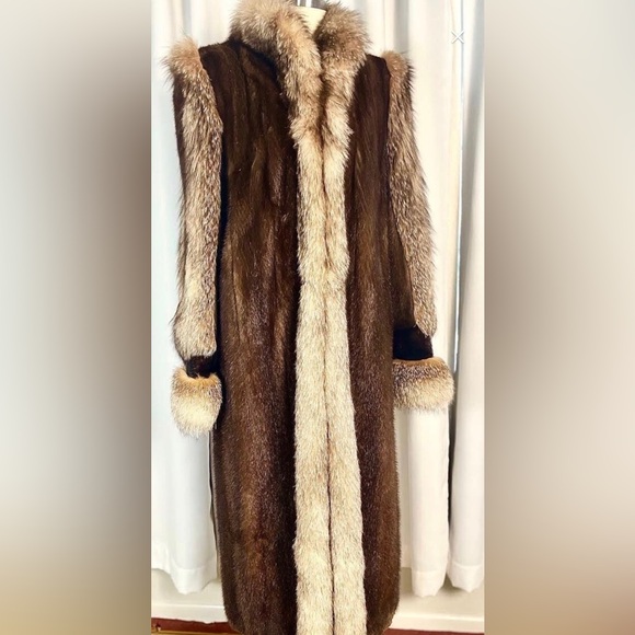 Luxurious Brown Fur Coat